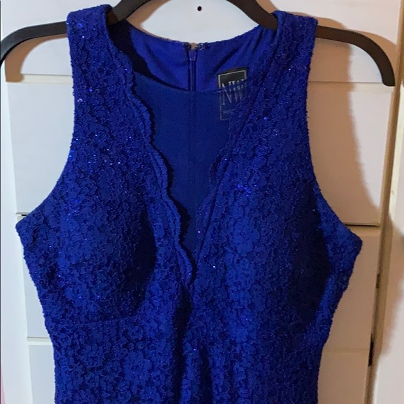 Formal Dress - Picture 2 of 6